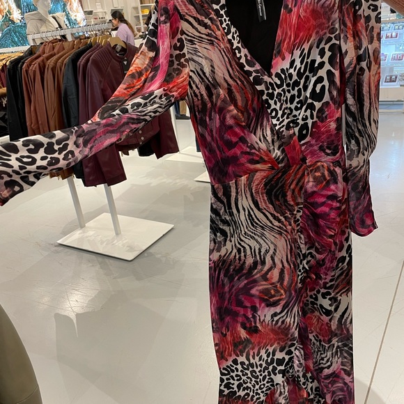 Guess Eco Luana Maxi Dress (new with tags) - Picture 2 of 2